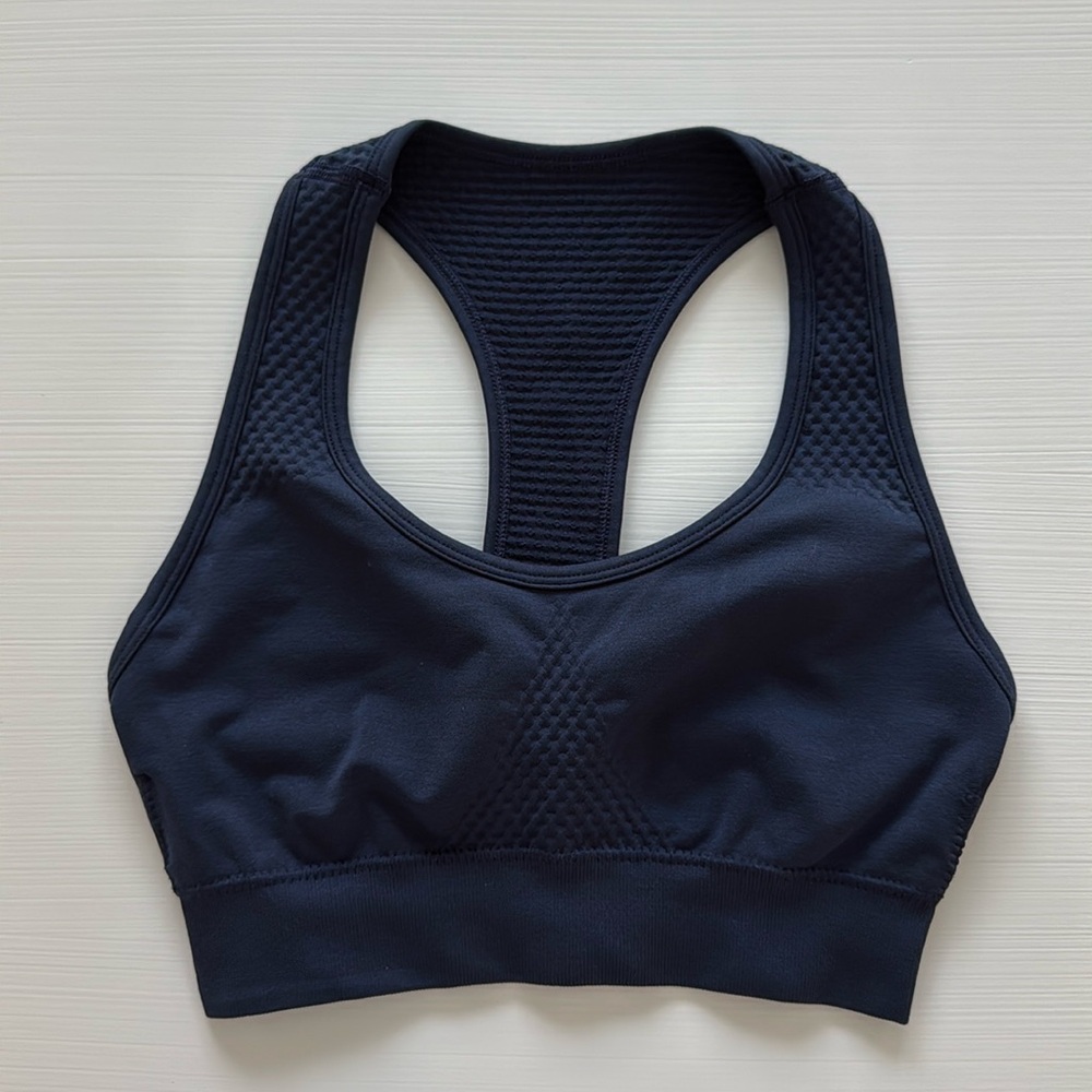 Alphalete Seamless Sports Bra